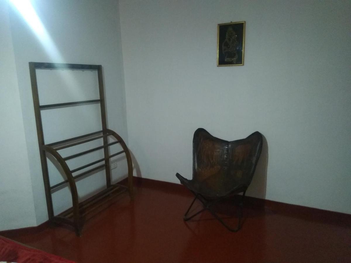 Homestay Avon Field